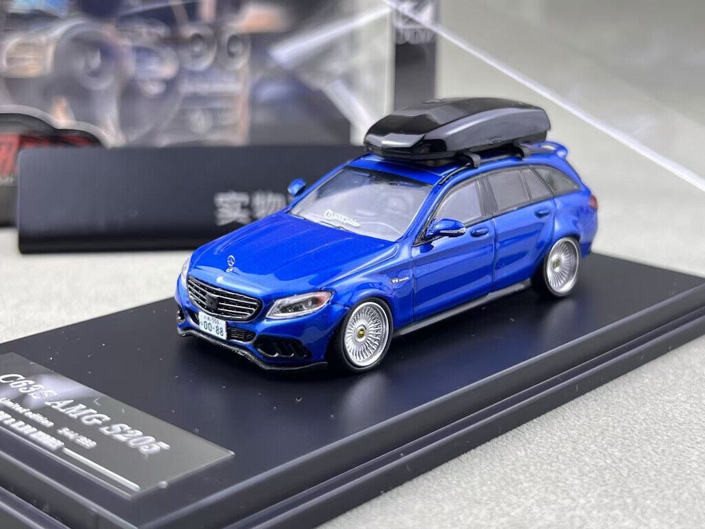 DCM 1:64 Blue VIP C63S AMG S205 Wagon Touring Sports Model Diecast Metal Car