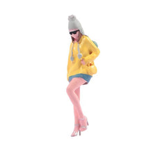 Load image into Gallery viewer, 1:24 Painted Figure Model Miniature Resin Diorama Sand Leaning Girl Yellow Lady
