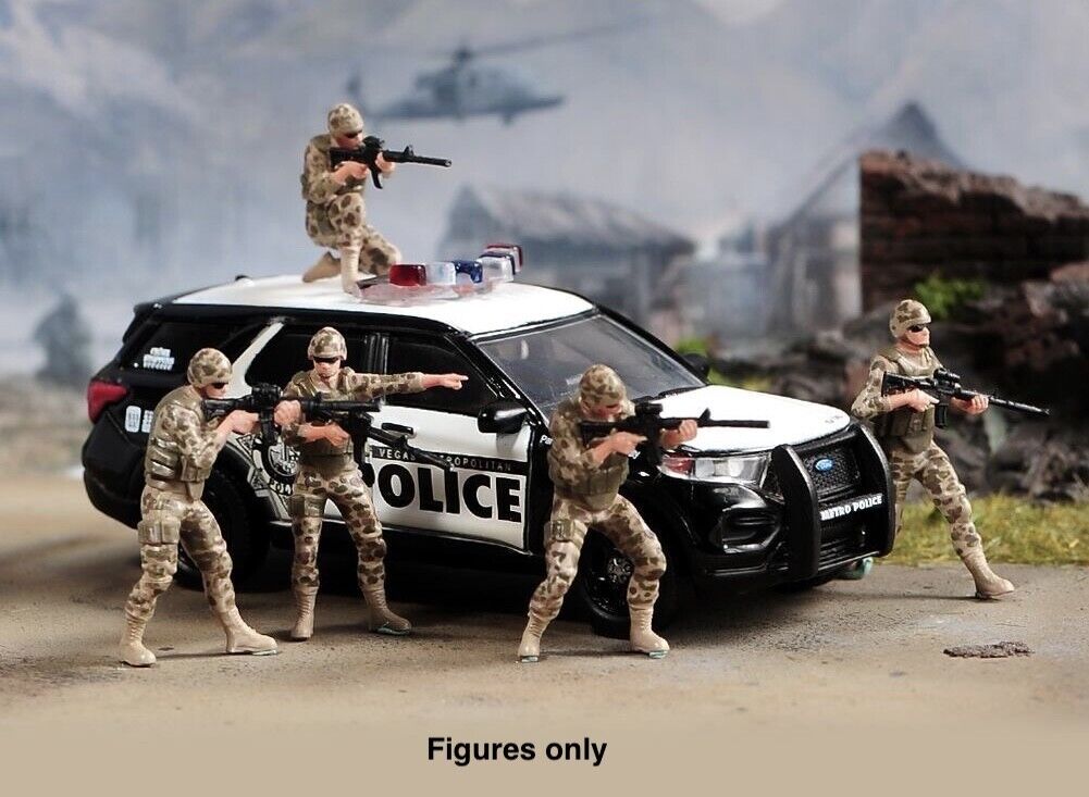 1:64 Painted Figure Model Miniature Resin Diorama Sand Five Pieces Set Policeman New