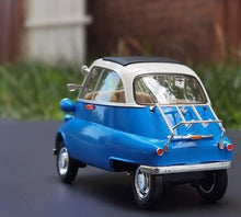 Load image into Gallery viewer, WELLY 1:18 Isetta Classic Sports Model Diecast Metal Car Display
