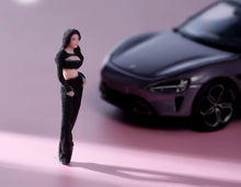 Load image into Gallery viewer, 1:64 Painted Figure Model Miniature Resin Diorama Toy Sand Sexy Woman In Black
