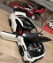 Load image into Gallery viewer, AUTOart 1:18 JDM Carbon GTR R35 NISMO GTR Sports Model Diecast Metal Car New
