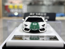 Load image into Gallery viewer, VMB 1:64 Dubai Police Aventador LP700-4 Sports Model Diecast Resin Car New Collection
