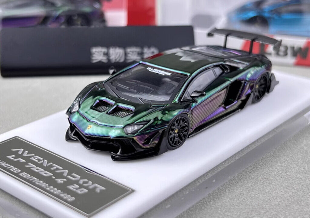 Star 1:64 Green Carbon LP700-4 Aventador Sports Model Diecast Metal Car New Collection
