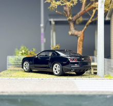 Load image into Gallery viewer, GOC 1:64 Black Camaro Coupe SS Sports Model Diecast Metal Car New Collection
