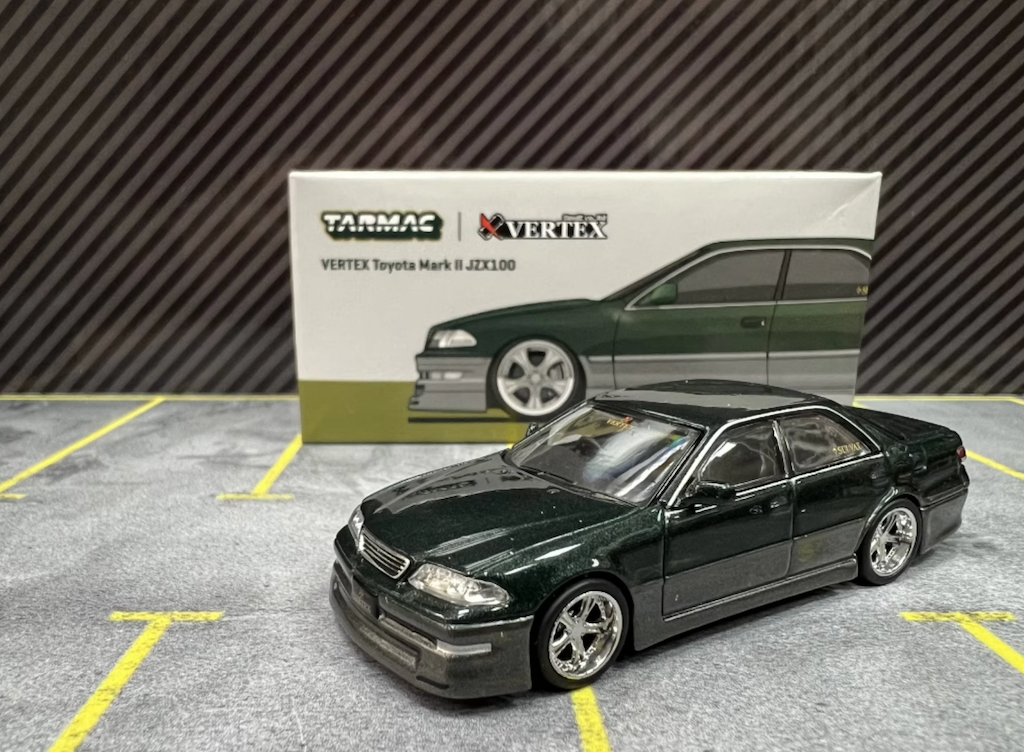Tarmac 1:64 JDM Green Mark II JZX100 VERTEX Sports Model Diecast