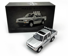 Load image into Gallery viewer, Masdi 1:64 Silver 1994 Hilux LN107 Cab Pickup Truck Model Diecast Metal Car
