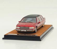 Load image into Gallery viewer, XG 1:64 Red Fleetwood Limousine Classic Luxury Model Diecast Metal Car New Collection
