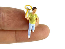 Load image into Gallery viewer, 1:64 Painted Figure Model Miniature Resin Diorama Sand Outdoor Family Activity
