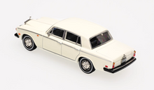 Load image into Gallery viewer, GFCC 1:64 White 1979 Silver Shadow II Luxury Classic Model Diecast Metal Car

