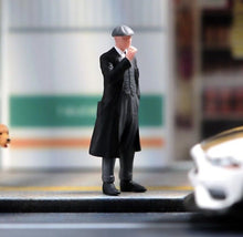 Load image into Gallery viewer, 1:64 Painted Unpainted Figure Model Miniature Resin Diorama Sand Man in Suit
