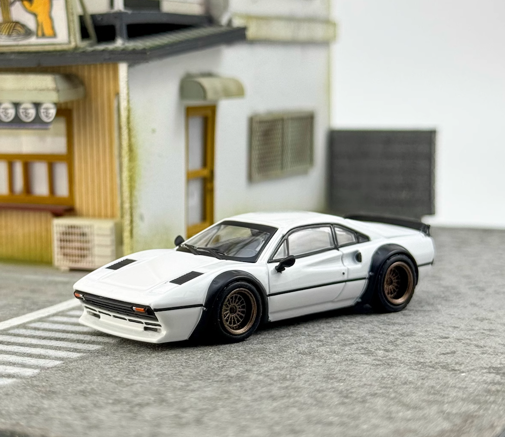 Inno 1:64 White 308 GTB LBWK Coupe Racing Sports Model Diecast Metal Car New Collection