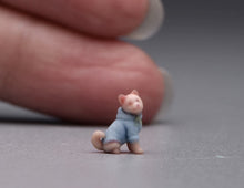 Load image into Gallery viewer, 1:64 Painted Figure Model Miniature Resin Sand Diorama Pretty Puppy Dog Pet Coat
