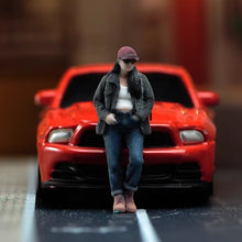 Load image into Gallery viewer, 1:24 Painted Figure Model Miniature Resin Diorama  Sand Cool Girl Hat Denim
