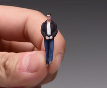 Load image into Gallery viewer, 1:64 Painted Figure Model Miniature Resin Diorama Sand Black Jacket Man Standing
