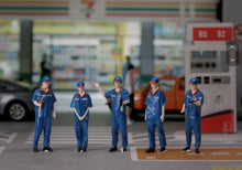 Load image into Gallery viewer, 1:64 Painted Figure Mini Model Miniature Resin Diorama Sand Refueling Worker Toy
