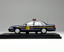 Load image into Gallery viewer, Rollin 1:64 DESP Delaware Police CV Victory Crown Model Diecast Metal Car New Collection
