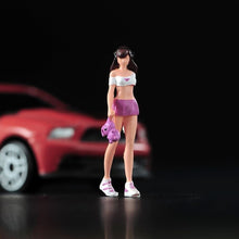 Load image into Gallery viewer, 1:64 Painted Unpainted Figure Model Miniature Resin Diorama Pretty Walking Girl New
