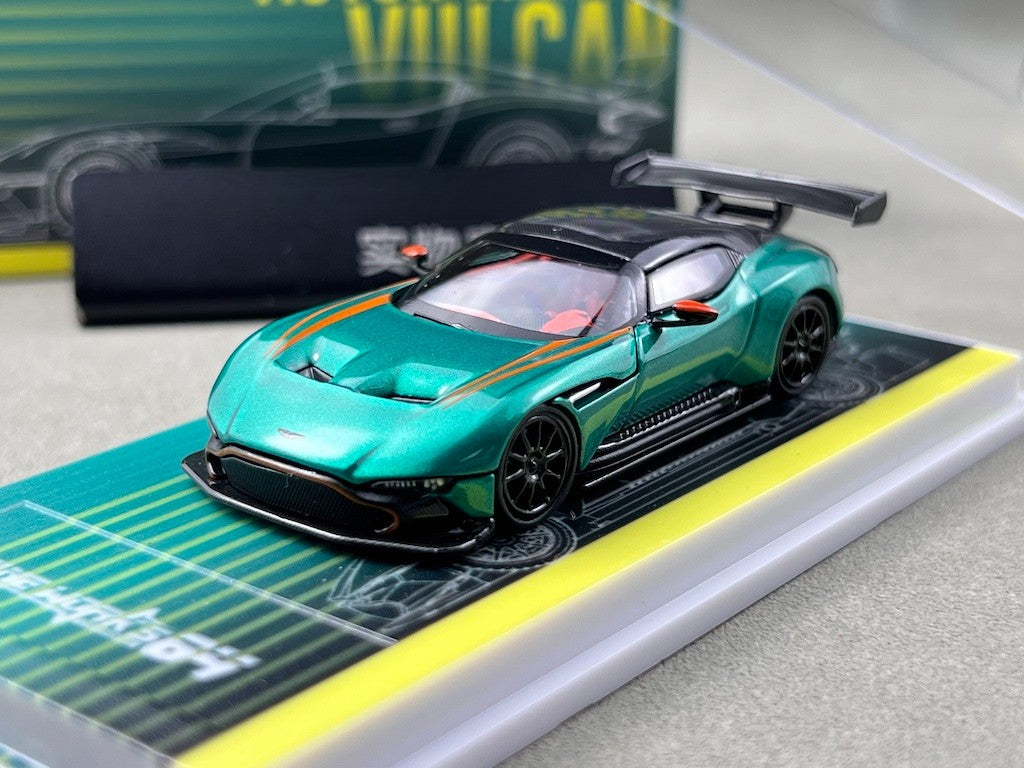 FW 1:64 Green Vulcan Racing Sports Model Diecast Metal Car New Collection