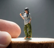Load image into Gallery viewer, 1:64 Painted Figure Model Miniature Resin Diorama Toy Sand Hiphop Girl Pretty

