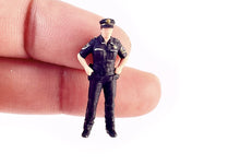Load image into Gallery viewer, 1:64 Painted Figure Mini Model Miniature Resin Diorama Police Catch Criminal Toy New
