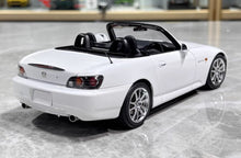 Load image into Gallery viewer, MH 1:18 White JDM S2000 AP2 Sports F22C Engine Model Diecast Metal Car New
