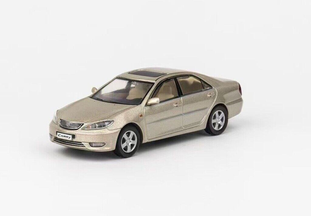 Model1 1:64 Gold Camry XV30 Sedan Model Metal Diecast Car New Collection