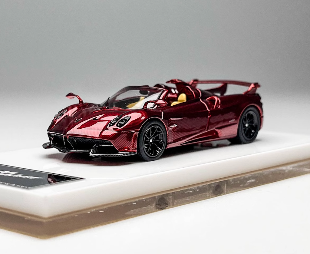 HH 1:64 Red Carbon Huayra Tricolore Convertible Model Diecast Metal Car New Collection