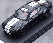 Load image into Gallery viewer, SH 1:64 Black Stripe Challenger SRT Muscle Hellcat Model Diecast Metal Car New Collection
