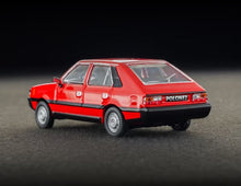 Load image into Gallery viewer, Perka 1:64 Red 1987 FSO POLONEZ MR87 Classic Model Diecast Metal Car New Collection
