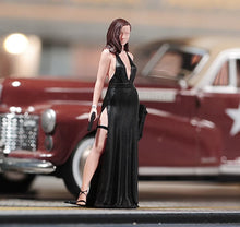 Load image into Gallery viewer, 1:64 Painted Figure Model Miniature Resin Diorama Scene Beauty Sexy Woman Killer
