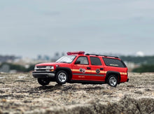 Load image into Gallery viewer, MK HEC 1:64 2003 Red Suburban USCP LAFD Fire SUV Model Diecast Metal Car New Collection
