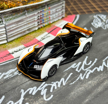Load image into Gallery viewer, CM 1:64 Black White Solus GT V10 #91 Racing Sports Model Diecast Metal Car New Collection
