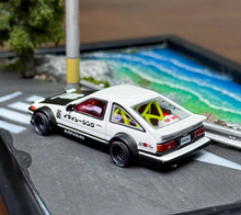 Load image into Gallery viewer, Kaido 1:64 Sprinter Trueno AE86 Widebody Sports Model Diecast Metal Car New Collection
