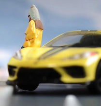 Load image into Gallery viewer, 1:64 Painted Figure Model Miniature Resin Diorama Sand Leaning Girl Yellow Lady Collection
