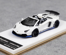 Load image into Gallery viewer, FW 1:64 White Aventador LP700 Convertible LBWK Sport Model Diecast Resin Car
