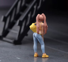 Load image into Gallery viewer, 1:64 Painted Figure Model Miniature Resin Sand Diorama Pretty Girl Trendy Look
