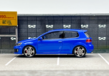 Load image into Gallery viewer, Maxwell 1:64 VW Golf GTI MK6 Hatchback VIP Sports Model Diecast Metal Car New Collection
