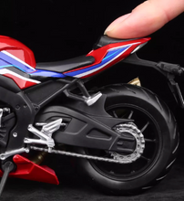 Load image into Gallery viewer, Maisto 1:12 CBR1000RR-R Fireblade SP Sports Model Diecast Metal Motorcycle New

