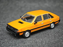 Load image into Gallery viewer, Perka 1:64 Yellow 1987 FSO POLONEZ MR'87 Classic Model Diecast Metal Car New Collection
