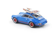 Load image into Gallery viewer, XCARTOYS 1:64 Blue Singer 964 Wakeboard Sports Model Toy Diecast Metal Car
