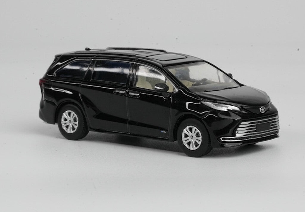 Masdi 1:64 Black Sienna MPV Mini Van Sports Model Diecast Metal Car BN