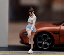 Load image into Gallery viewer, 1:64 Painted Figure Model Miniature Resin Diorama Sand Toy Headset Pretty Girl
