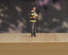 Load image into Gallery viewer, 1:64 Painted Figure Model Miniature Resin Diorama Sand Cool Polo Shrit Man Stand
