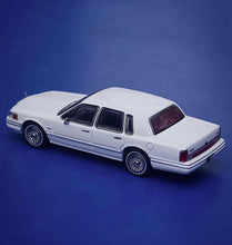 Load image into Gallery viewer, MK 1:64 White Lincoln Town Car Luxury Sedan Model Diecast Metal Car New Collection
