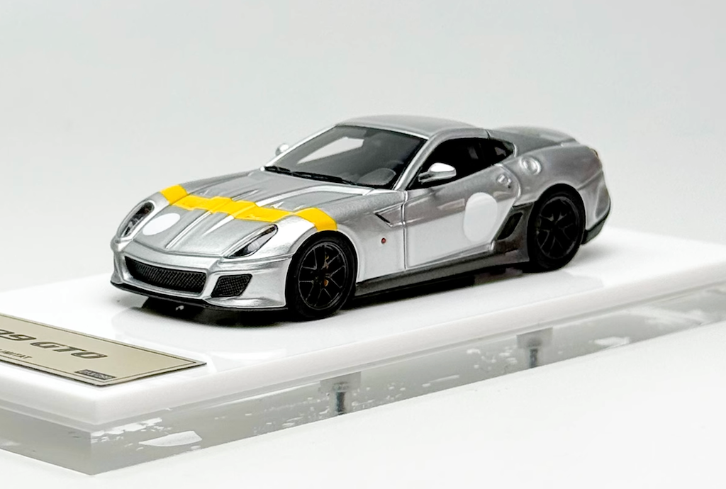 DMH 1:64 Silver 599 GTO Super Racing Sports Model Diecast Resin