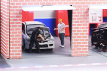 Load image into Gallery viewer, 1:64 Painted Figure Mini Model Miniature Resin Diorama Car Garage Repairman Set

