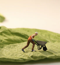 Load image into Gallery viewer, 1:64 Painted Figure Model Miniature Resin Diorama Sand Gardener Worker Pruning
