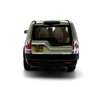 Load image into Gallery viewer, 1:76 Green Discovery 3 V6 HSE SUV ORV Sports Model Diecast Metal Car New Collection
