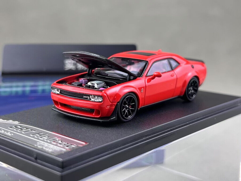 SH 1:64 Red SRT Hellcat Muscle Sports Model Diecast Metal Car New Collection